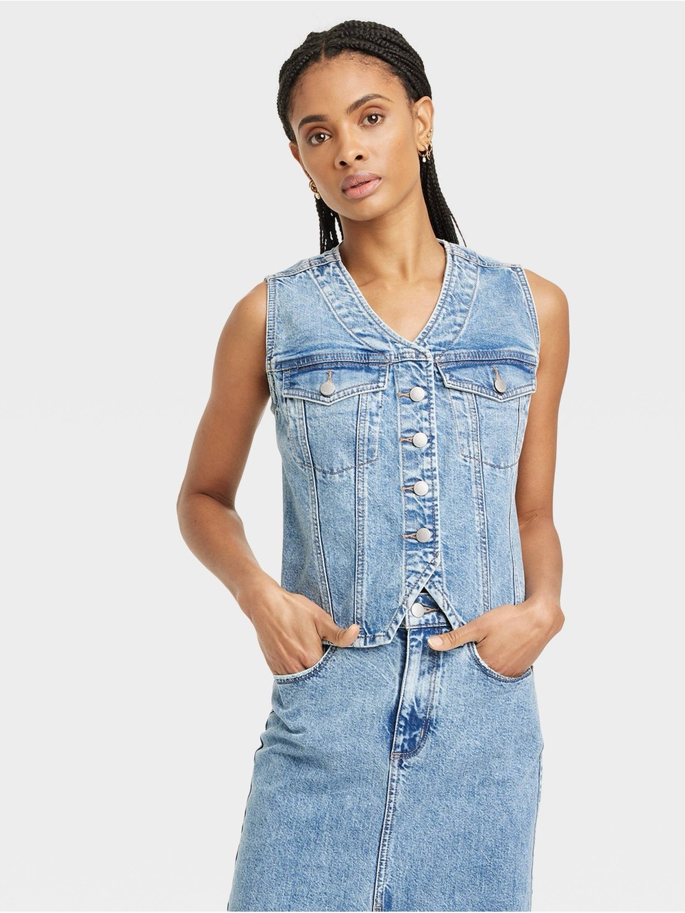Universal Thread Women's V-Neck Denim Vest in Medium Wash